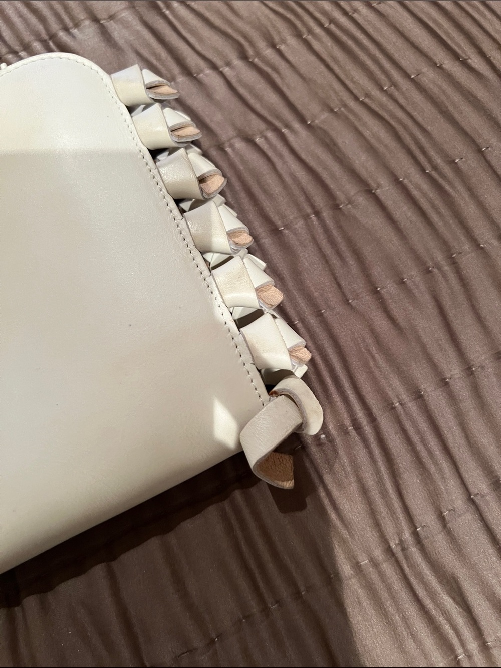 The Row Cream Leather Shoulder Bag with Rose Gold Logo - Picture 7 of 12